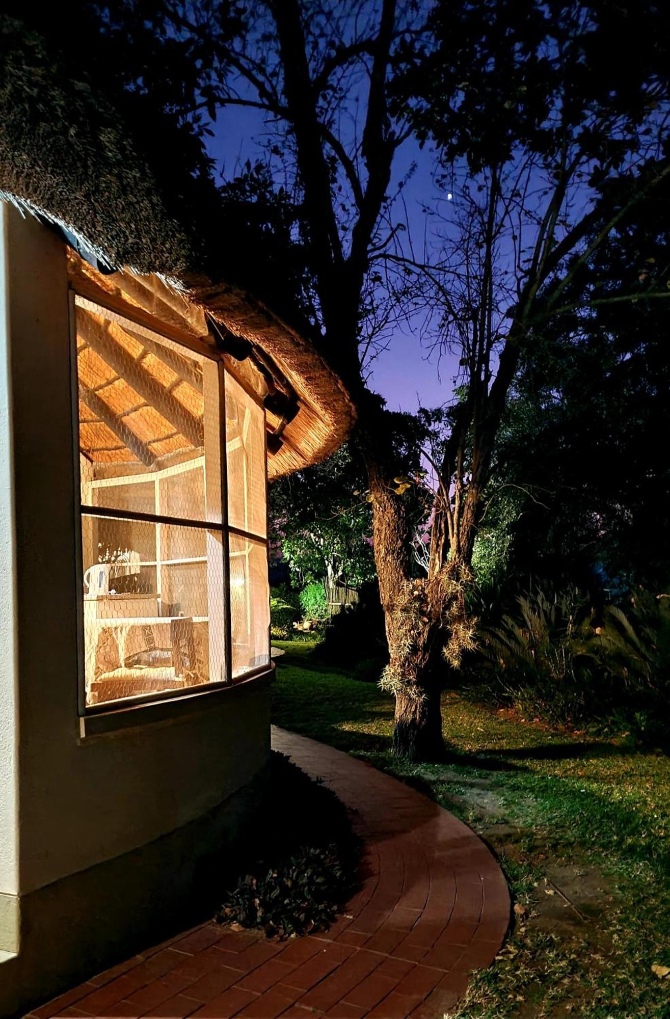 Kiaat Bungalows Hazyview Buitenkant foto